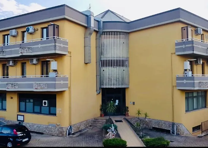 伊尔巴洛奈托酒店 3*