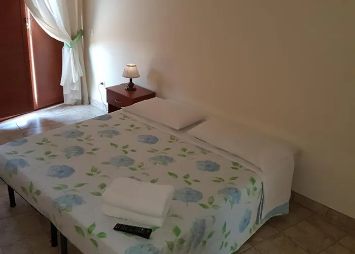 伊尔巴洛奈托酒店 3*