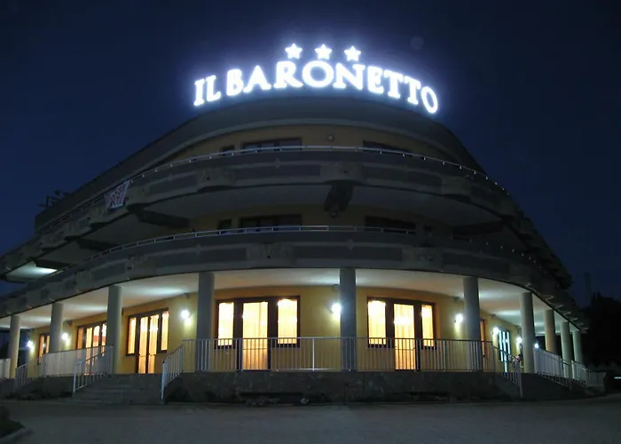 伊尔巴洛奈托酒店 Tarsia