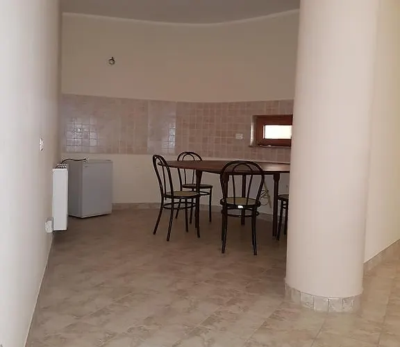 伊尔巴洛奈托酒店 3*