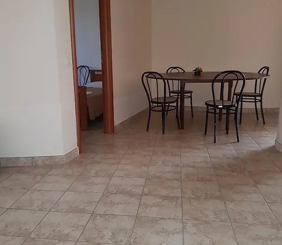 伊尔巴洛奈托酒店 3*